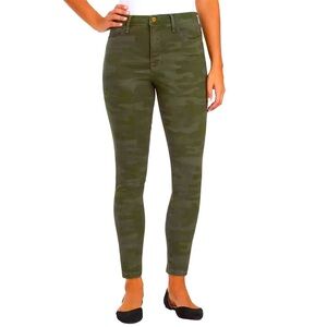 Social Standard | by Sanctuary Green Army Camo Skinny Jeans | Sz 6(28))